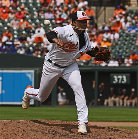 Behind All-Star candidates, Orioles beat Blue Jays, 4-2, for fifth straight AL East series win